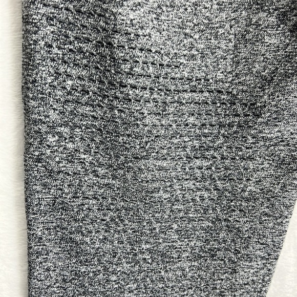 ECHT Arise Series High Waisted Grey Tights Vented Seamless Leggings Size Medium - Picture 12 of 17